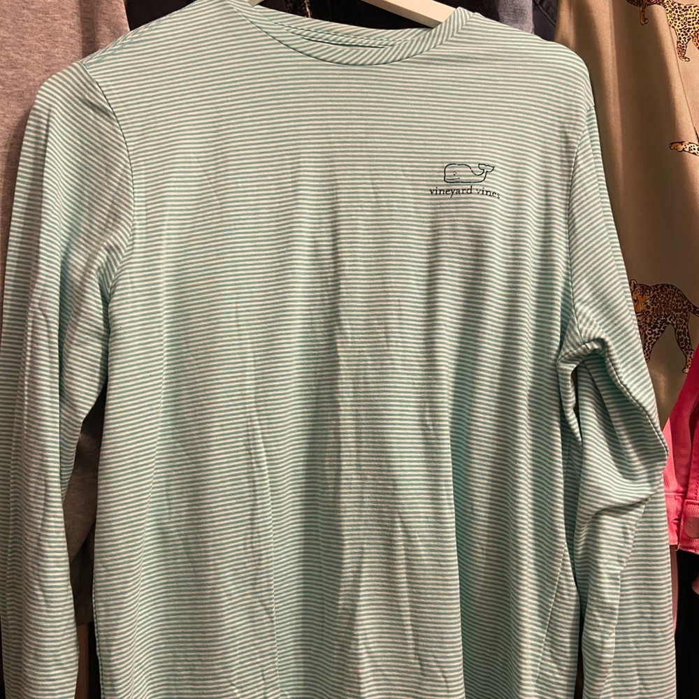 Vineyard vines long sleeve top